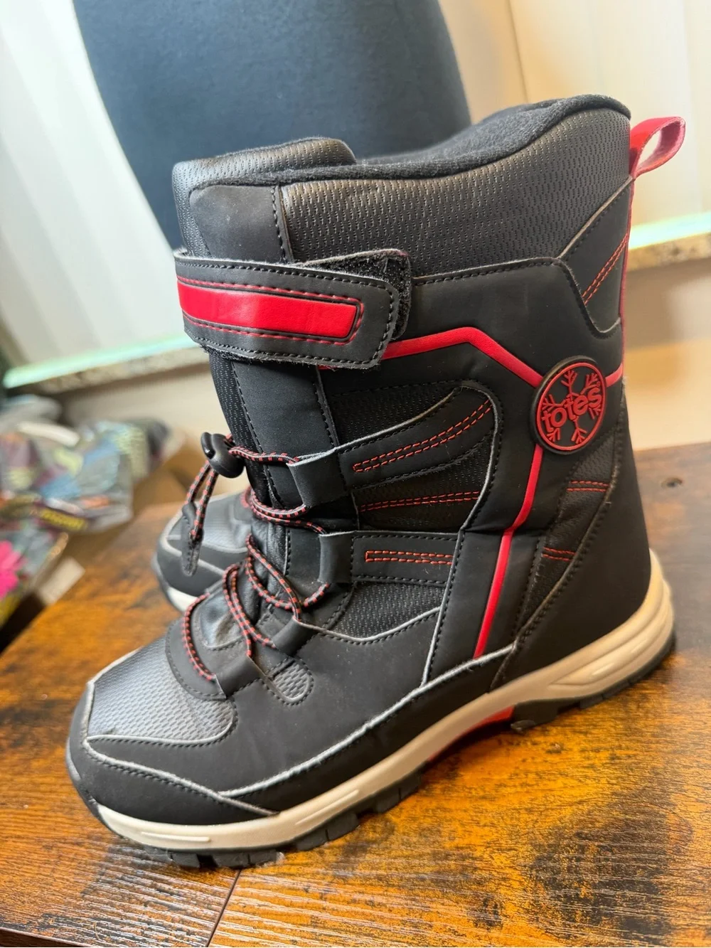 Totes Boys Black and Red Winter Boots - Sturdy Outdoor Snow Sneakers Size 6